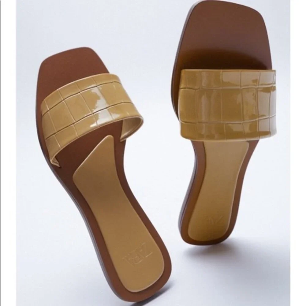 Brown Zara Patent Leather Slides Sandals Slip-Ons (NWT) - Picture 5 of 6